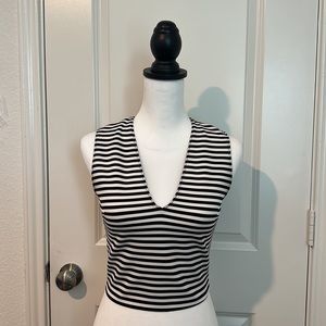 Zara W/B Collection Crop top